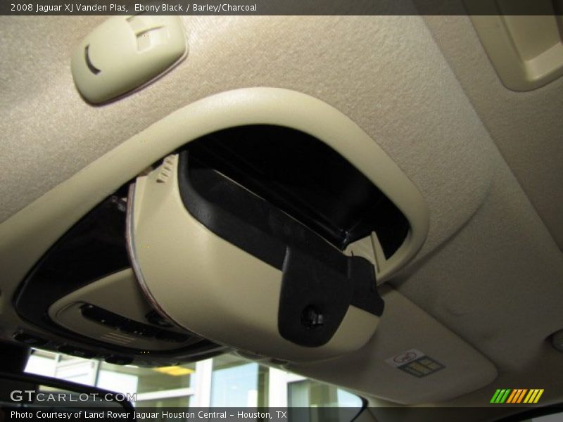 Ebony Black / Barley/Charcoal 2008 Jaguar XJ Vanden Plas