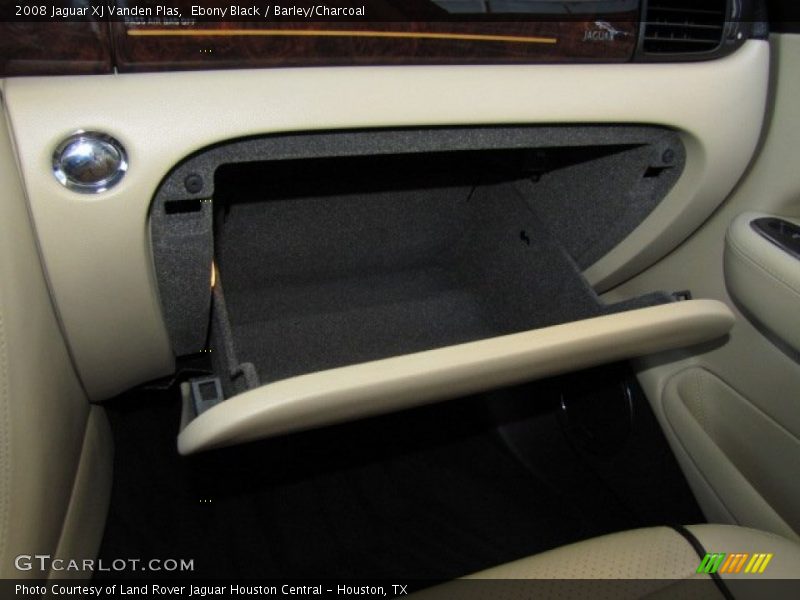 Ebony Black / Barley/Charcoal 2008 Jaguar XJ Vanden Plas