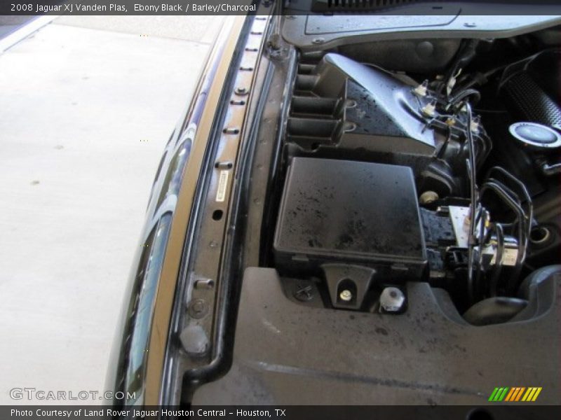Ebony Black / Barley/Charcoal 2008 Jaguar XJ Vanden Plas