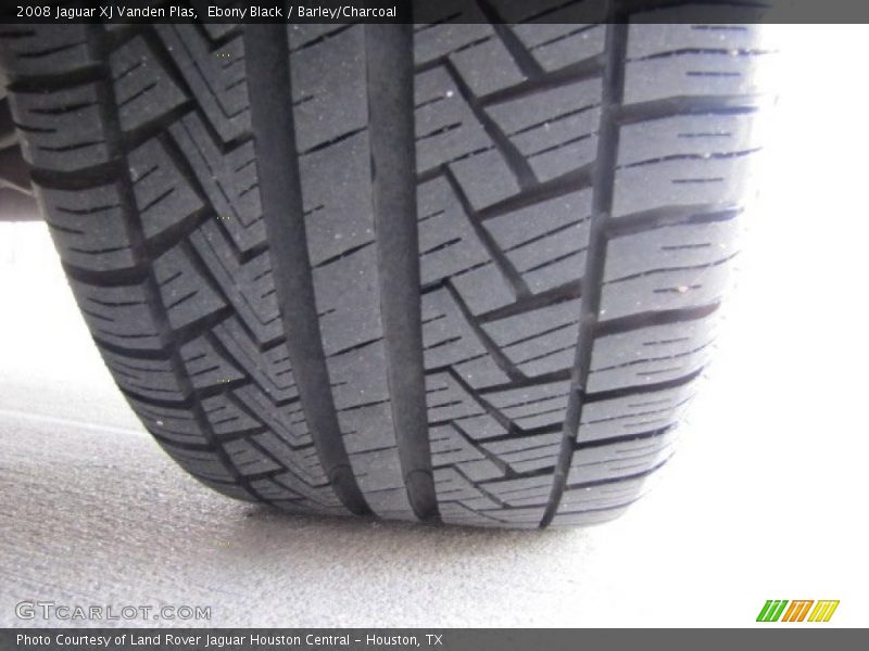 Ebony Black / Barley/Charcoal 2008 Jaguar XJ Vanden Plas