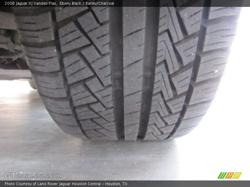 Ebony Black / Barley/Charcoal 2008 Jaguar XJ Vanden Plas