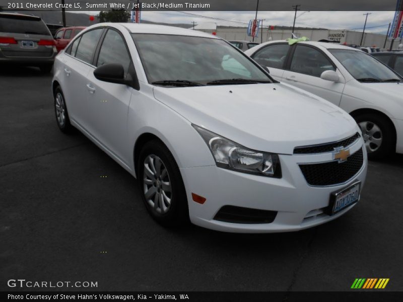 Summit White / Jet Black/Medium Titanium 2011 Chevrolet Cruze LS