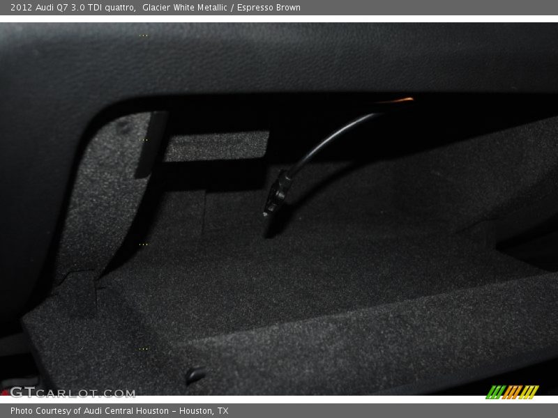 Glacier White Metallic / Espresso Brown 2012 Audi Q7 3.0 TDI quattro