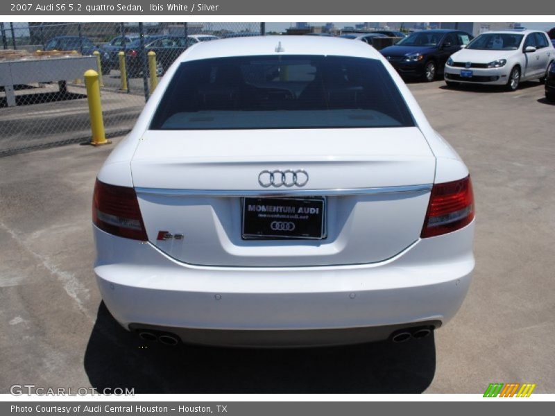 Ibis White / Silver 2007 Audi S6 5.2 quattro Sedan