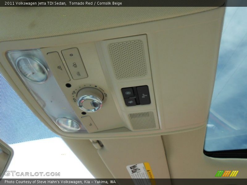 Tornado Red / Cornsilk Beige 2011 Volkswagen Jetta TDI Sedan