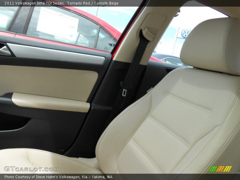Tornado Red / Cornsilk Beige 2011 Volkswagen Jetta TDI Sedan