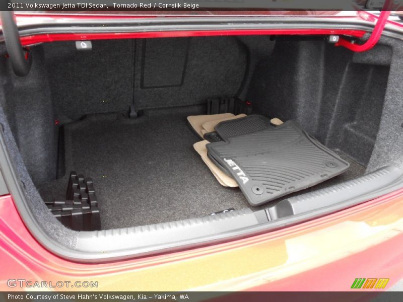 Tornado Red / Cornsilk Beige 2011 Volkswagen Jetta TDI Sedan