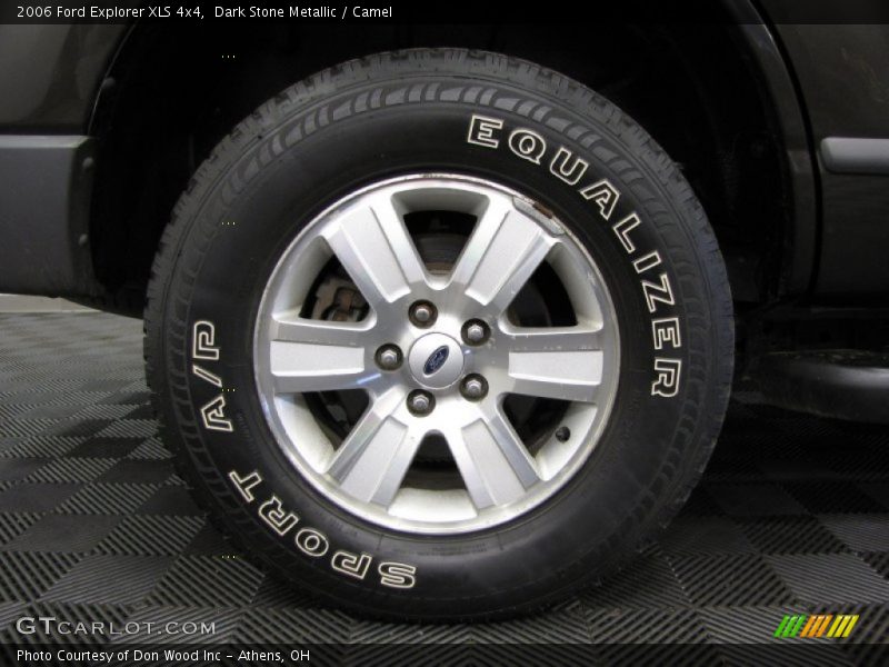 Dark Stone Metallic / Camel 2006 Ford Explorer XLS 4x4