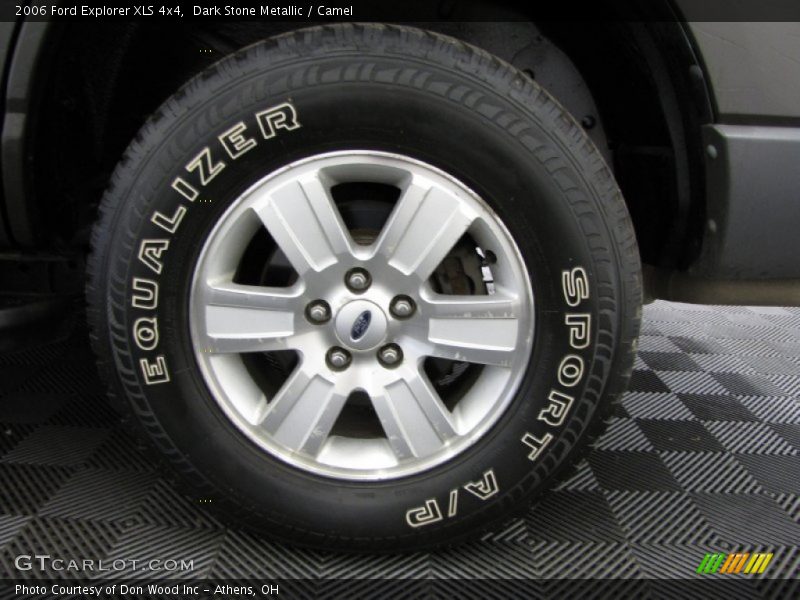 Dark Stone Metallic / Camel 2006 Ford Explorer XLS 4x4