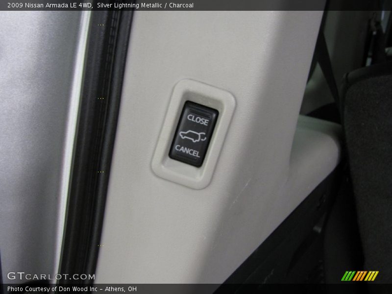 Silver Lightning Metallic / Charcoal 2009 Nissan Armada LE 4WD