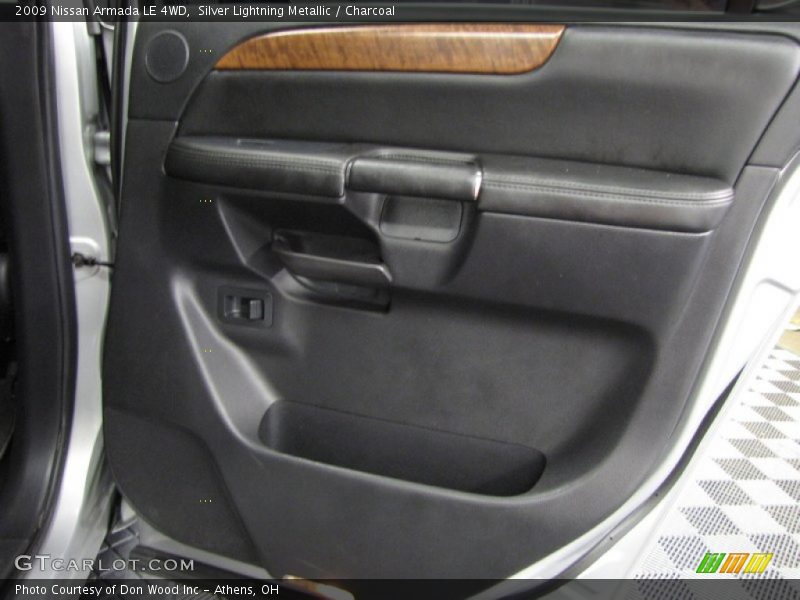 Silver Lightning Metallic / Charcoal 2009 Nissan Armada LE 4WD