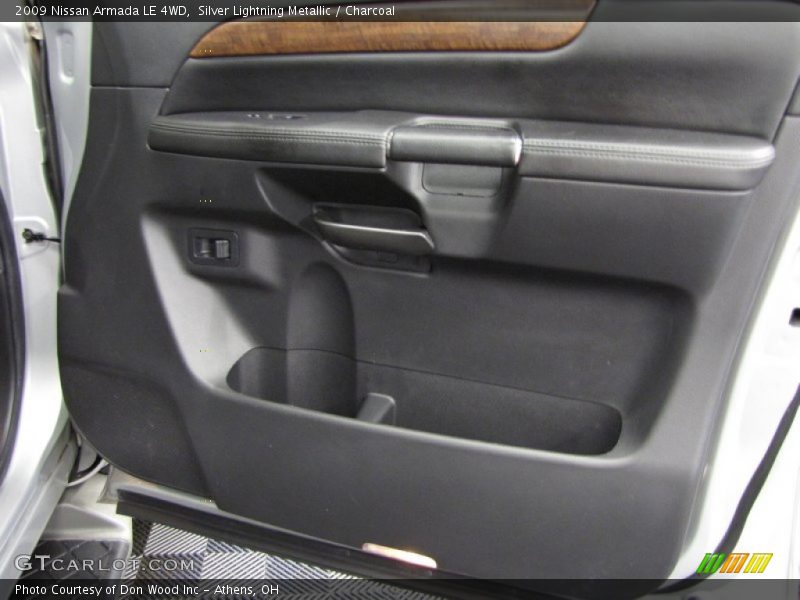 Silver Lightning Metallic / Charcoal 2009 Nissan Armada LE 4WD