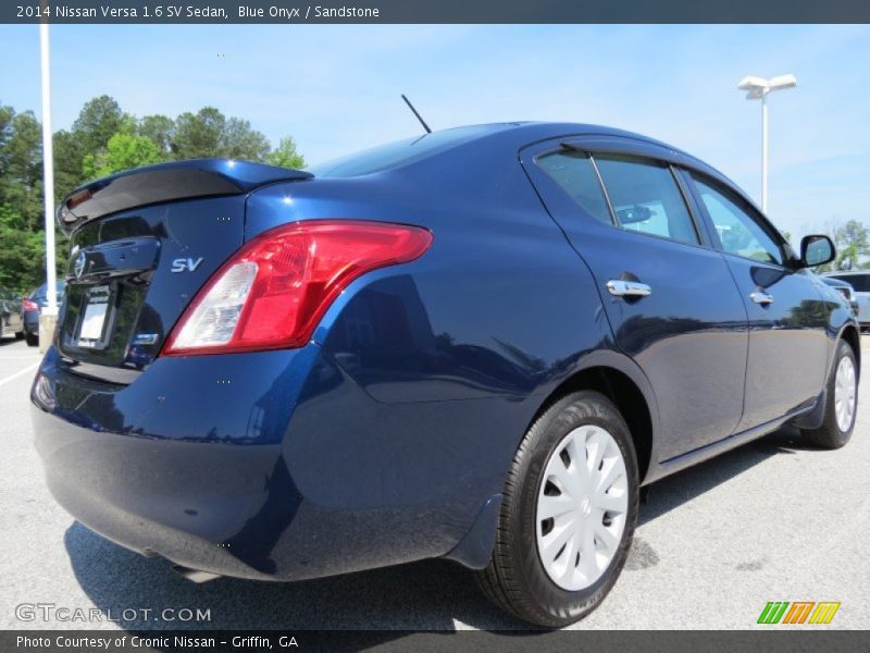 Blue Onyx / Sandstone 2014 Nissan Versa 1.6 SV Sedan