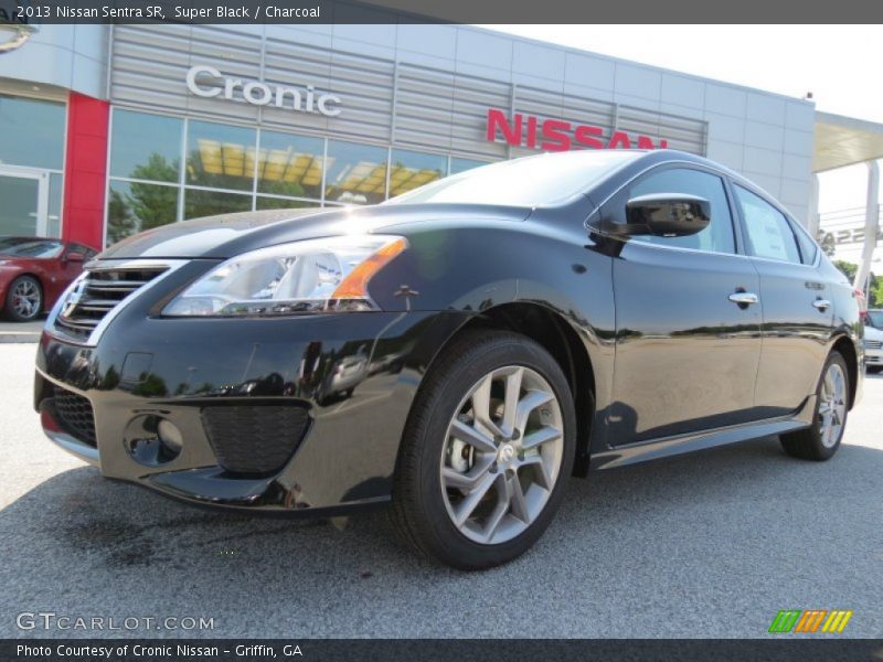Super Black / Charcoal 2013 Nissan Sentra SR
