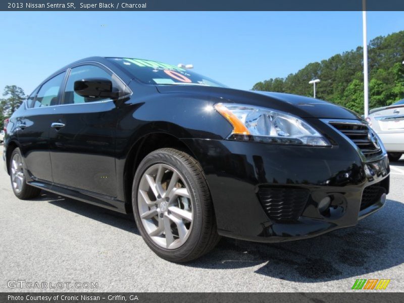 Super Black / Charcoal 2013 Nissan Sentra SR