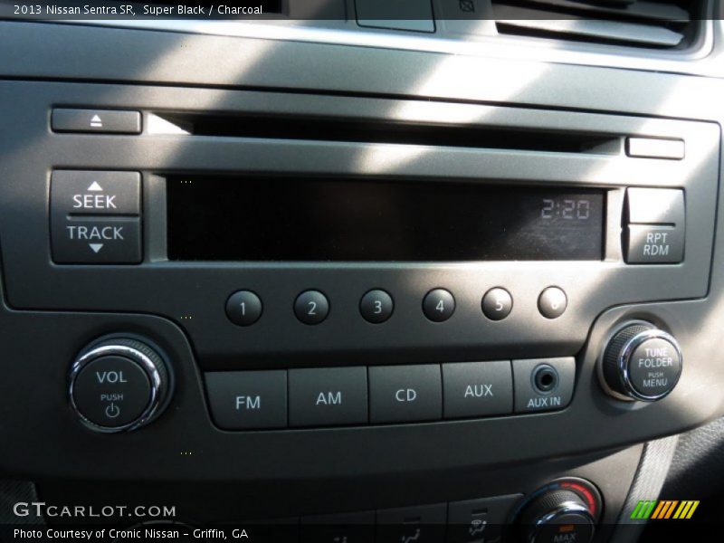 Super Black / Charcoal 2013 Nissan Sentra SR