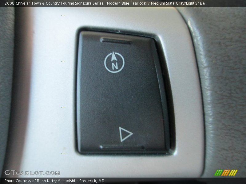 Modern Blue Pearlcoat / Medium Slate Gray/Light Shale 2008 Chrysler Town & Country Touring Signature Series