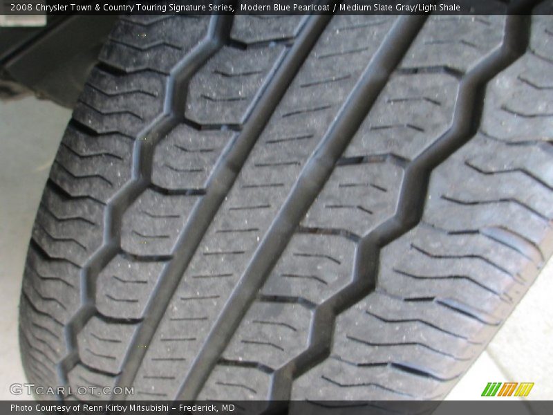 Modern Blue Pearlcoat / Medium Slate Gray/Light Shale 2008 Chrysler Town & Country Touring Signature Series