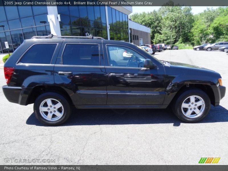 Brilliant Black Crystal Pearl / Medium Slate Gray 2005 Jeep Grand Cherokee Laredo 4x4