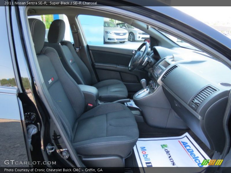 Front Seat of 2011 Sentra SE-R