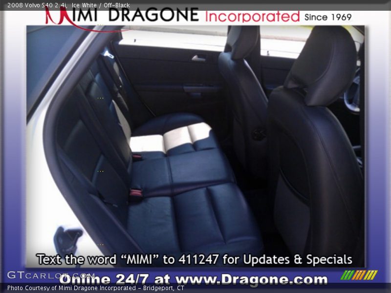 Ice White / Off-Black 2008 Volvo S40 2.4i