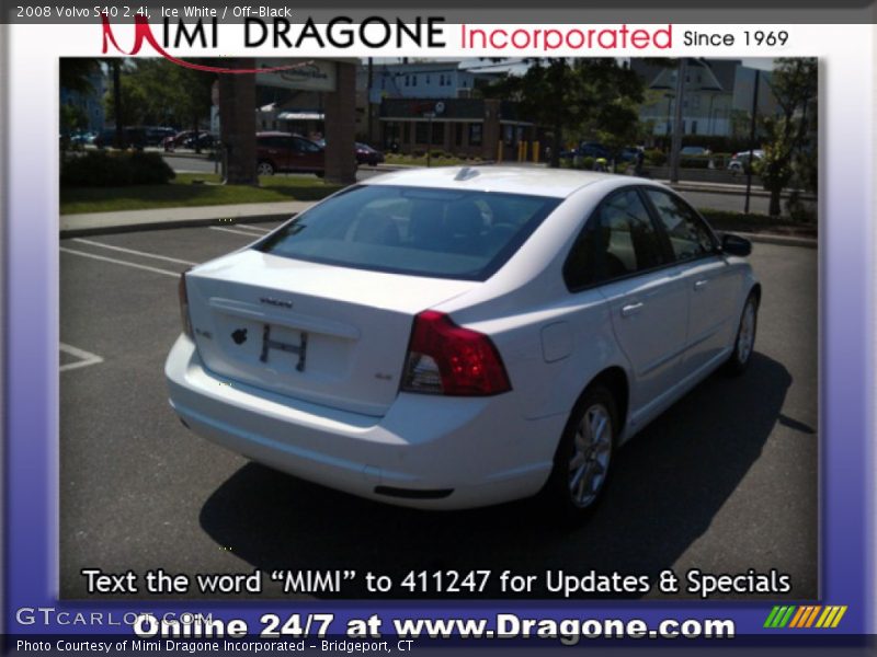 Ice White / Off-Black 2008 Volvo S40 2.4i