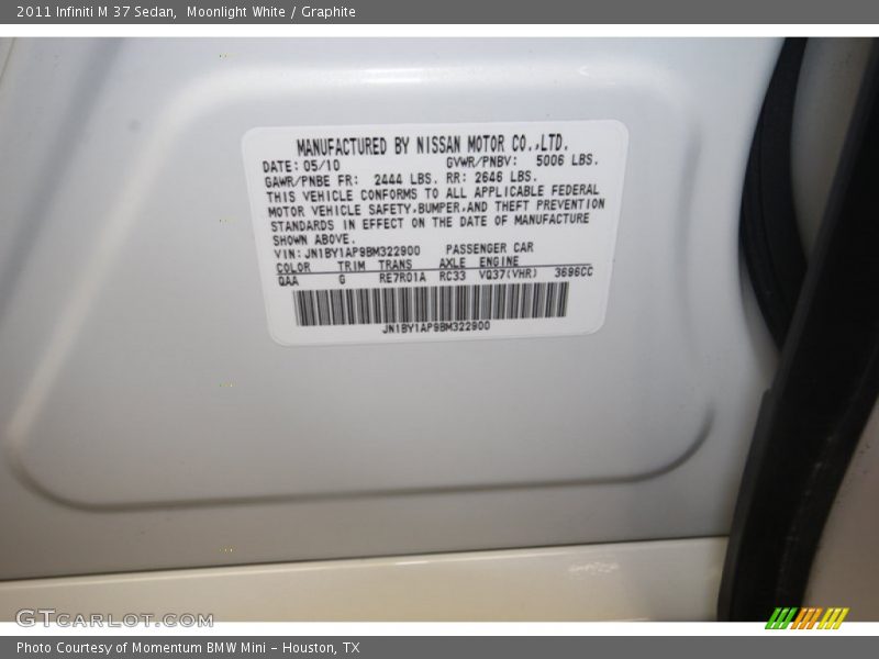 Moonlight White / Graphite 2011 Infiniti M 37 Sedan