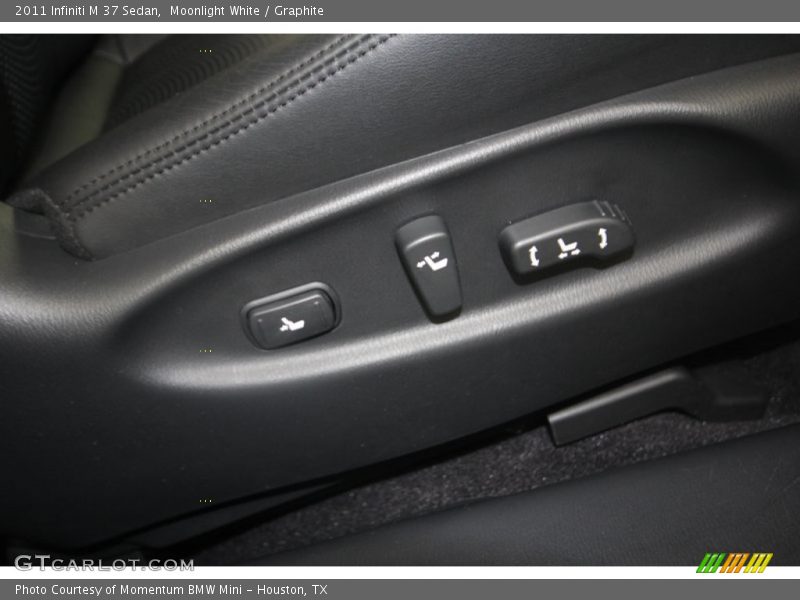 Moonlight White / Graphite 2011 Infiniti M 37 Sedan