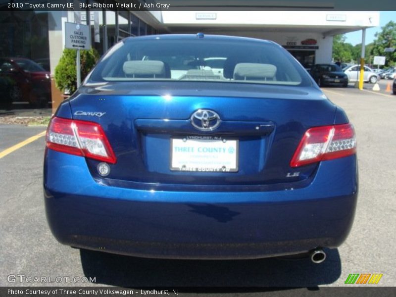 Blue Ribbon Metallic / Ash Gray 2010 Toyota Camry LE
