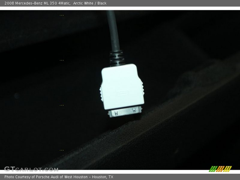 Arctic White / Black 2008 Mercedes-Benz ML 350 4Matic