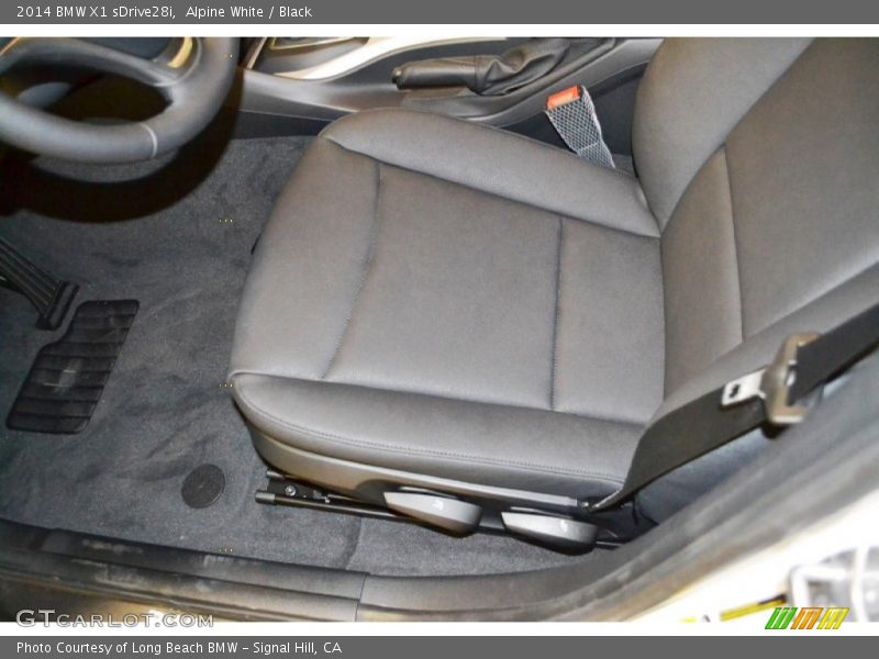 Alpine White / Black 2014 BMW X1 sDrive28i