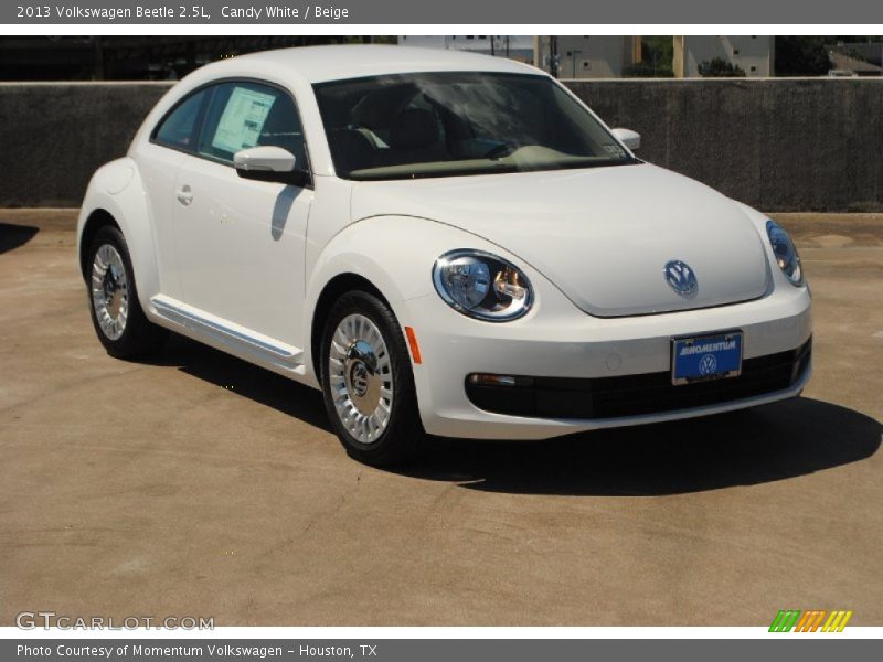 Candy White / Beige 2013 Volkswagen Beetle 2.5L