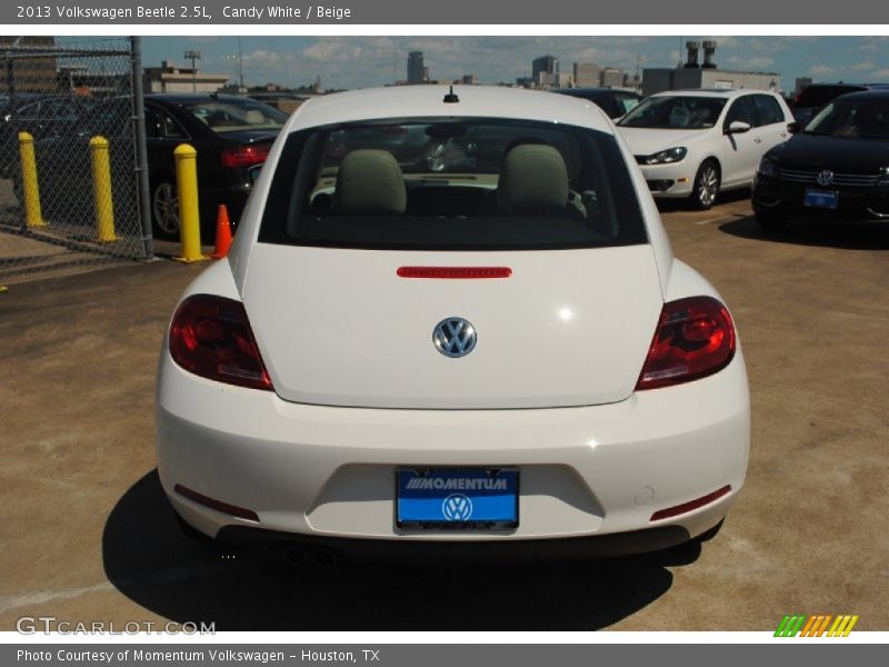 Candy White / Beige 2013 Volkswagen Beetle 2.5L