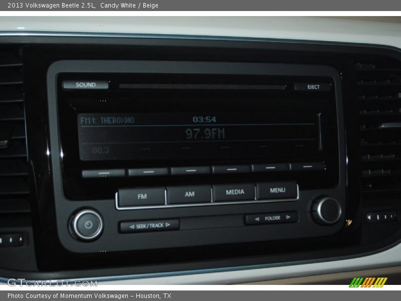 Candy White / Beige 2013 Volkswagen Beetle 2.5L