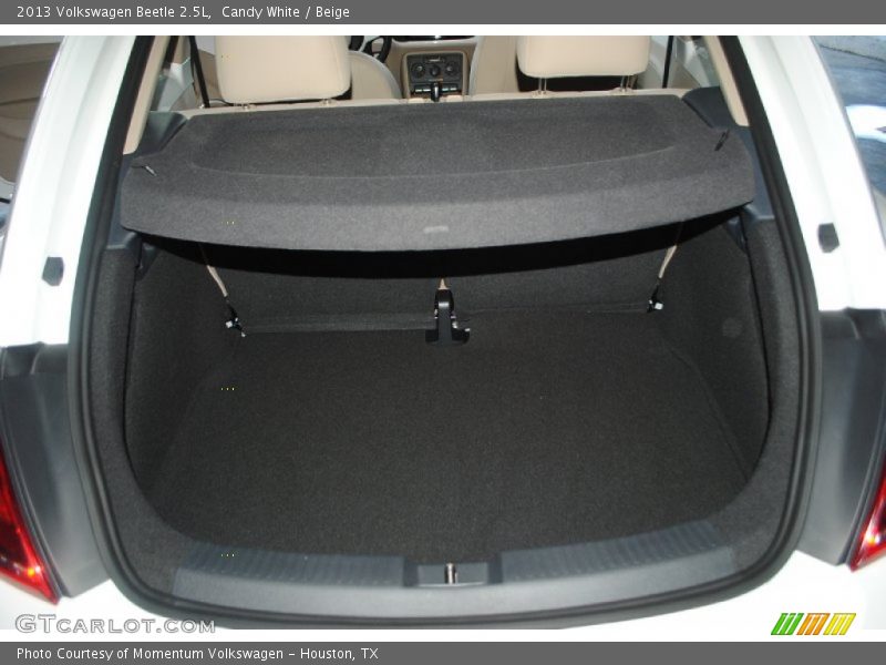 Candy White / Beige 2013 Volkswagen Beetle 2.5L
