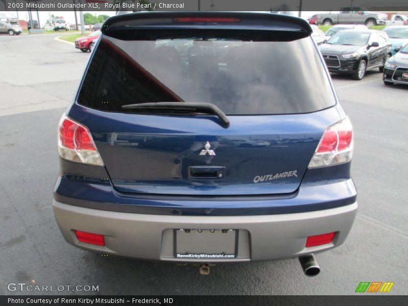 Royal Blue Pearl / Charcoal 2003 Mitsubishi Outlander XLS