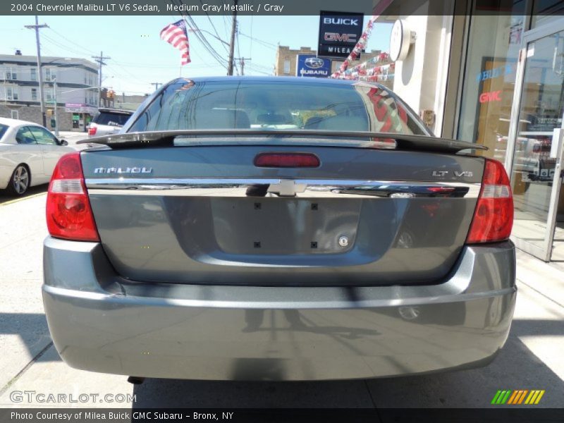 Medium Gray Metallic / Gray 2004 Chevrolet Malibu LT V6 Sedan