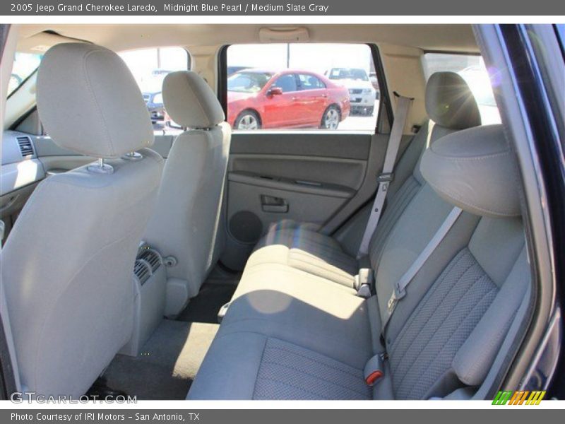 Midnight Blue Pearl / Medium Slate Gray 2005 Jeep Grand Cherokee Laredo
