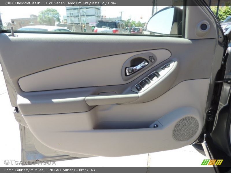 Medium Gray Metallic / Gray 2004 Chevrolet Malibu LT V6 Sedan