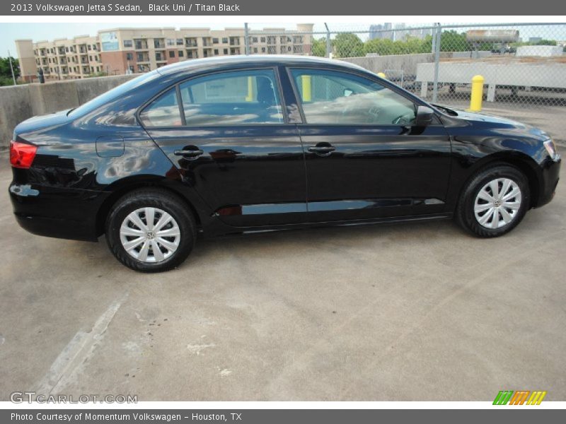 Black Uni / Titan Black 2013 Volkswagen Jetta S Sedan