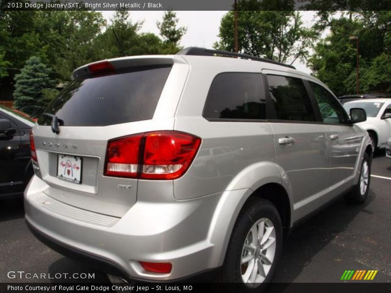 Bright Silver Metallic / Black 2013 Dodge Journey SXT