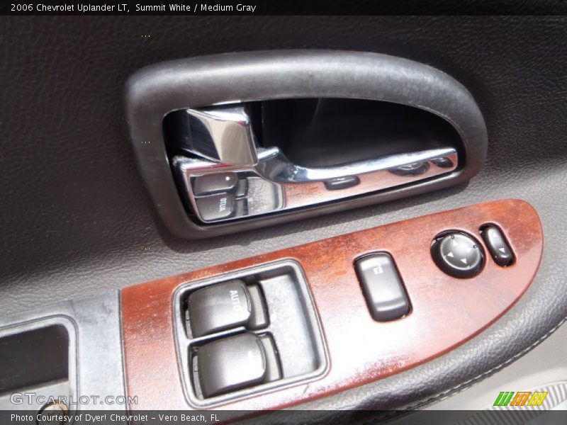 Summit White / Medium Gray 2006 Chevrolet Uplander LT