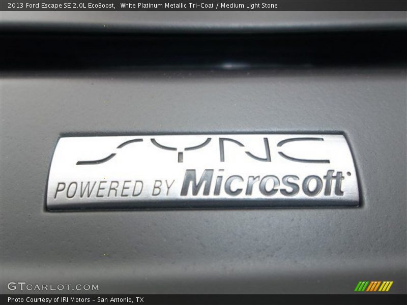 White Platinum Metallic Tri-Coat / Medium Light Stone 2013 Ford Escape SE 2.0L EcoBoost
