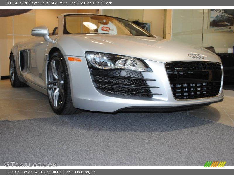 Ice Silver Metallic / Black 2012 Audi R8 Spyder 4.2 FSI quattro