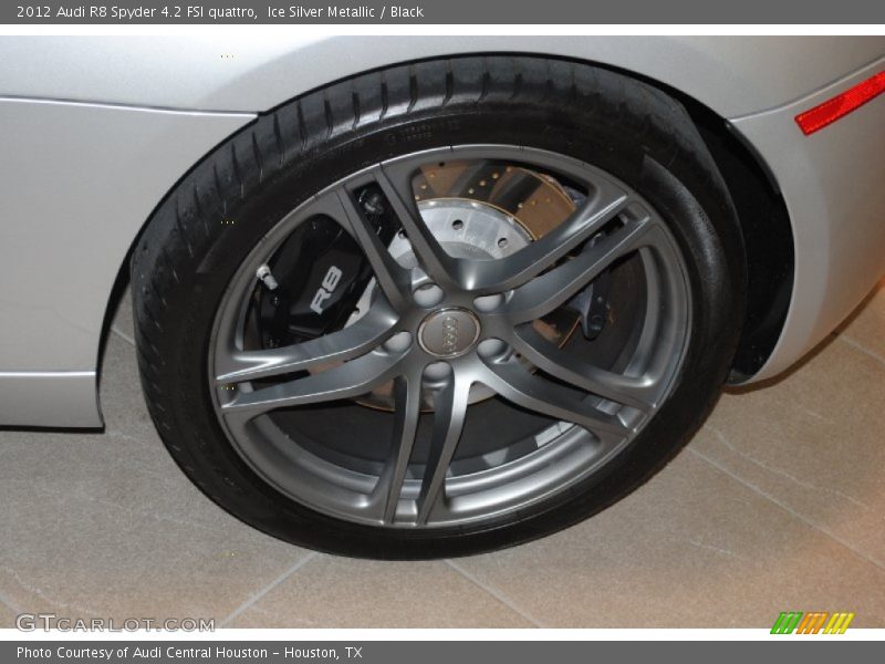  2012 R8 Spyder 4.2 FSI quattro Wheel