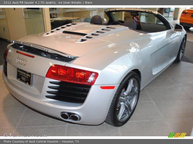 Ice Silver Metallic / Black 2012 Audi R8 Spyder 4.2 FSI quattro