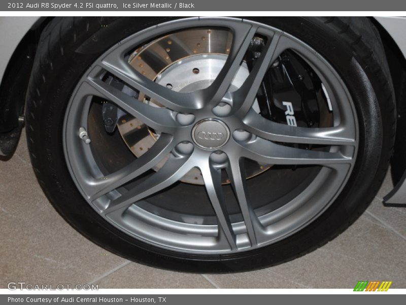  2012 R8 Spyder 4.2 FSI quattro Wheel