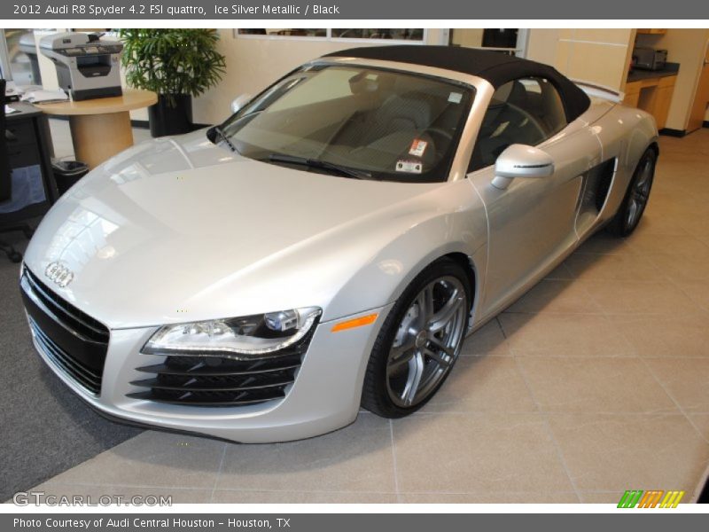 Ice Silver Metallic / Black 2012 Audi R8 Spyder 4.2 FSI quattro