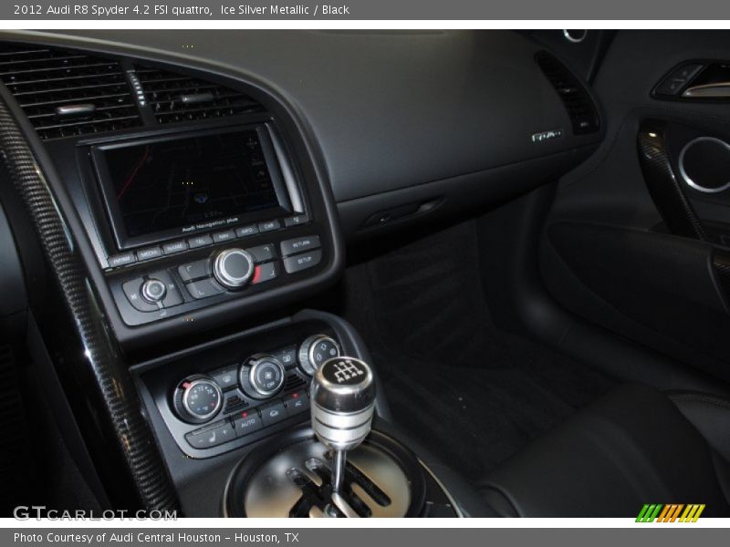 Ice Silver Metallic / Black 2012 Audi R8 Spyder 4.2 FSI quattro