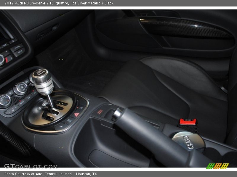 Ice Silver Metallic / Black 2012 Audi R8 Spyder 4.2 FSI quattro